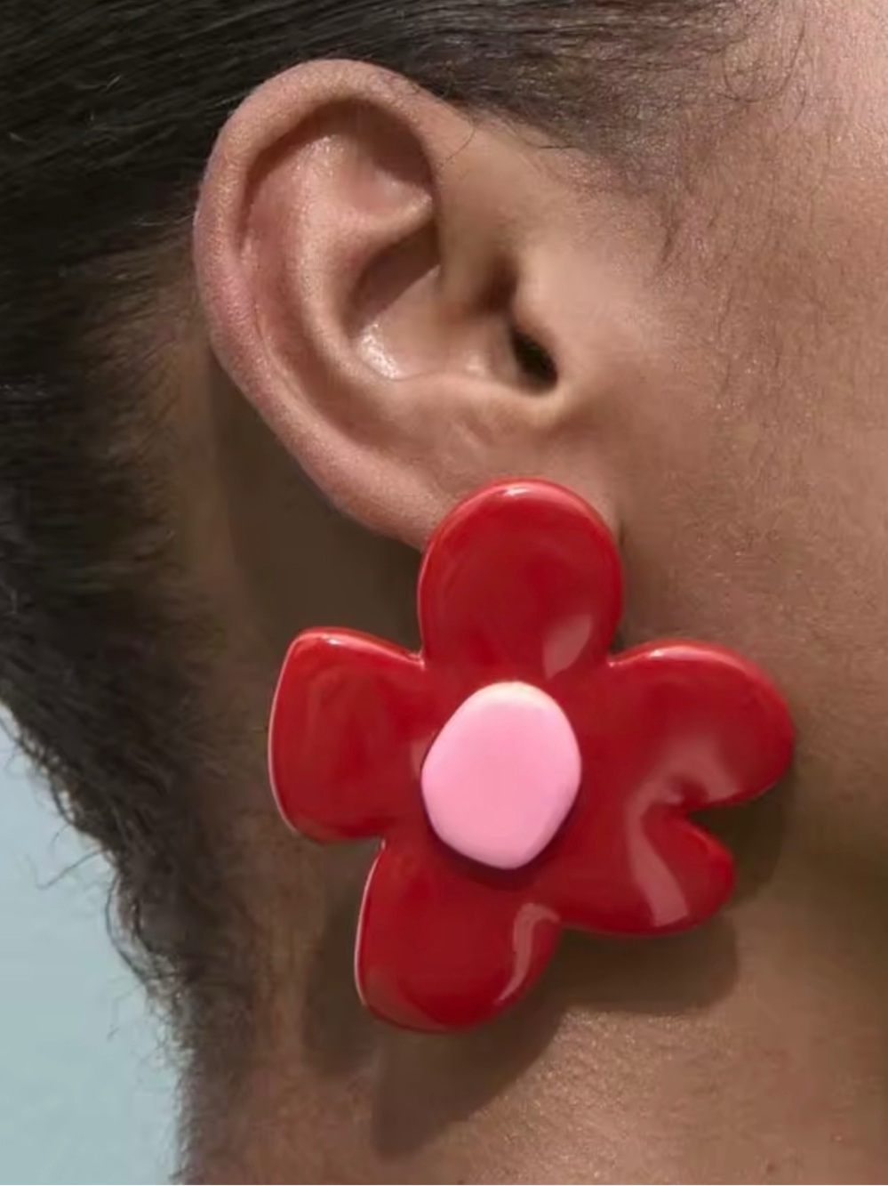 Rare Zara Limited Edition Acrylic Red Flower Statement Earrings with Pink Center